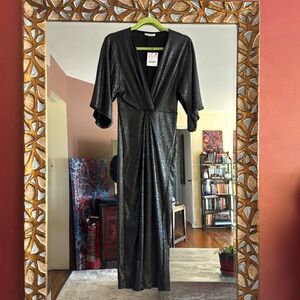 Zara long dress small, body shape nwt